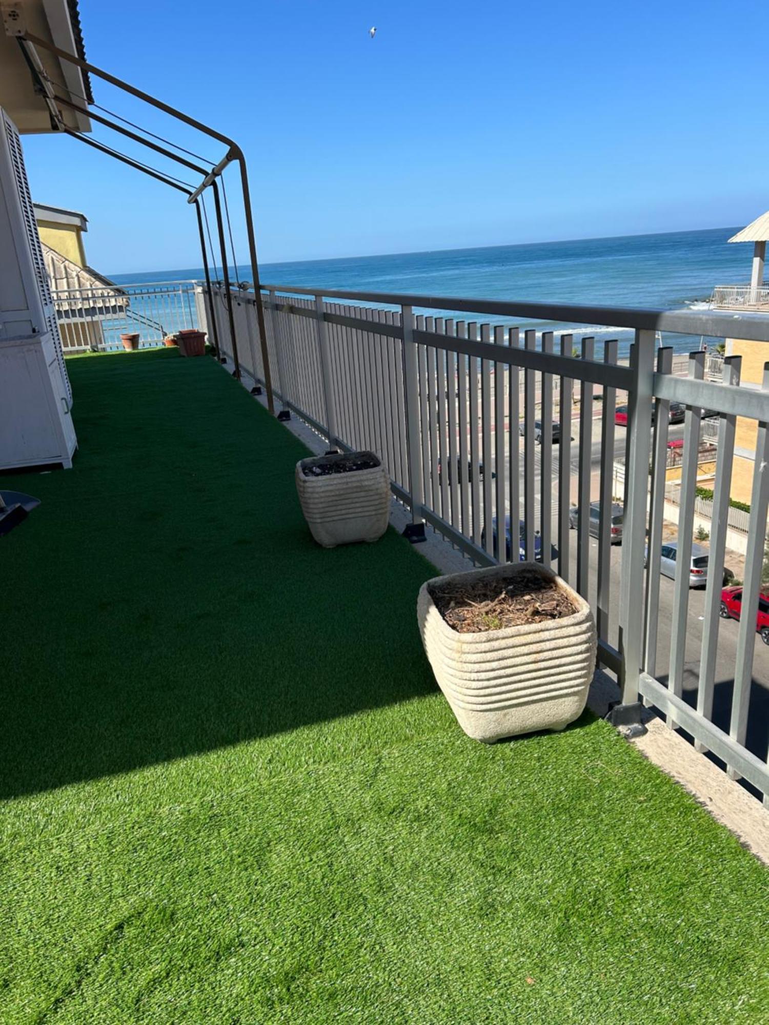 Front Sea Luxury Apartment Lido di Ostia Ngoại thất bức ảnh