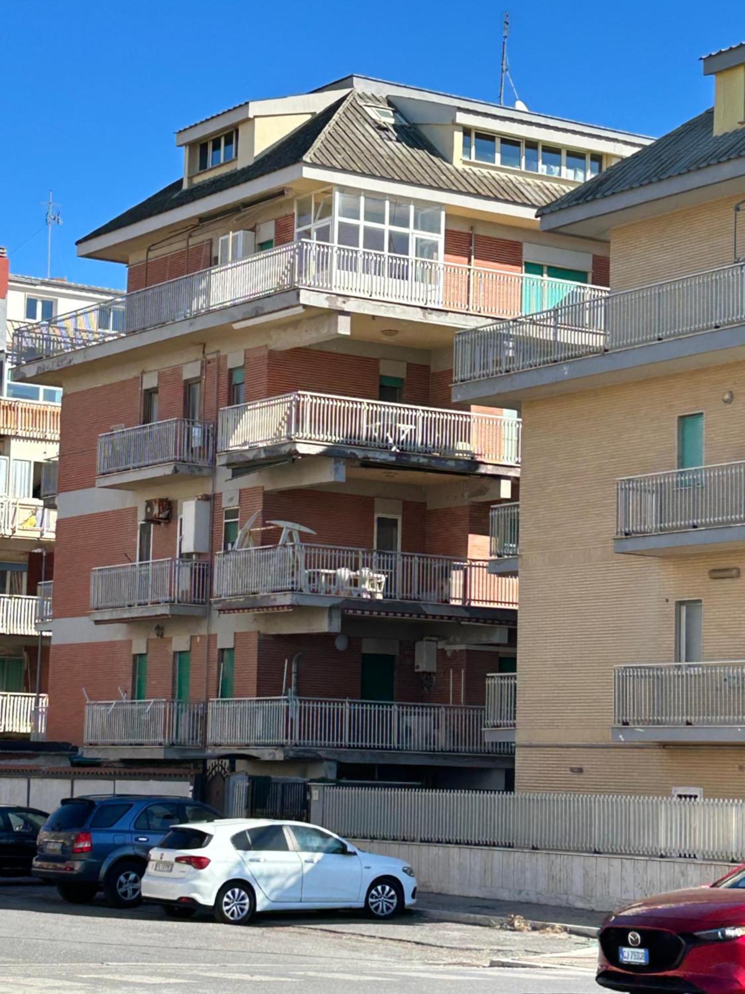 Front Sea Luxury Apartment Lido di Ostia Ngoại thất bức ảnh