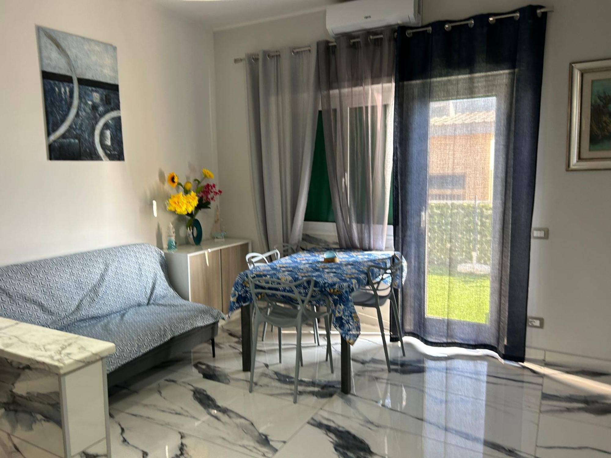 Front Sea Luxury Apartment Lido di Ostia Ngoại thất bức ảnh